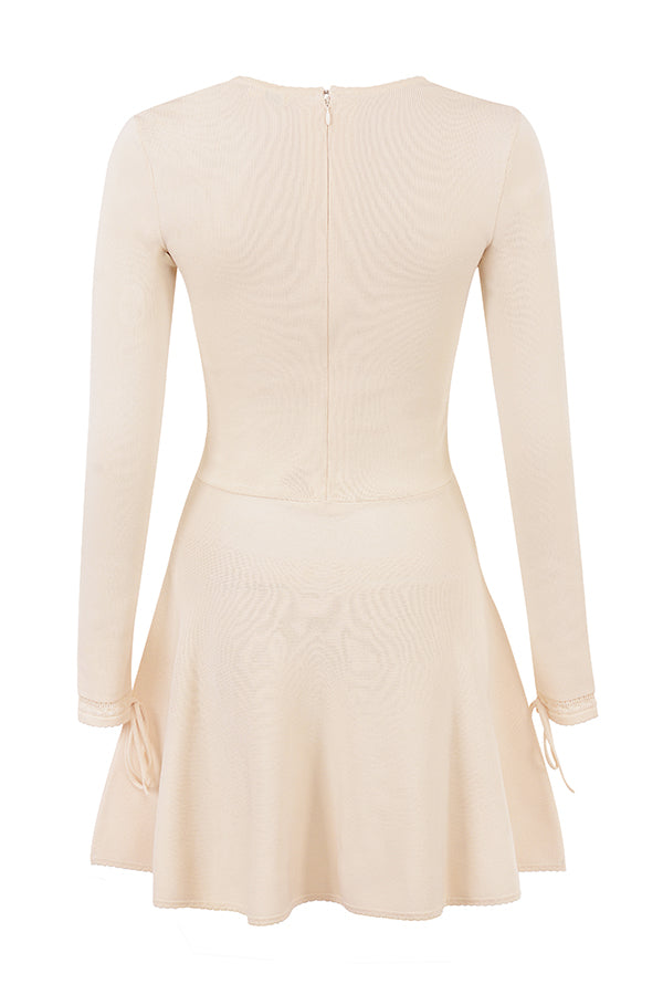 Mini-robe en maille élégante cràme