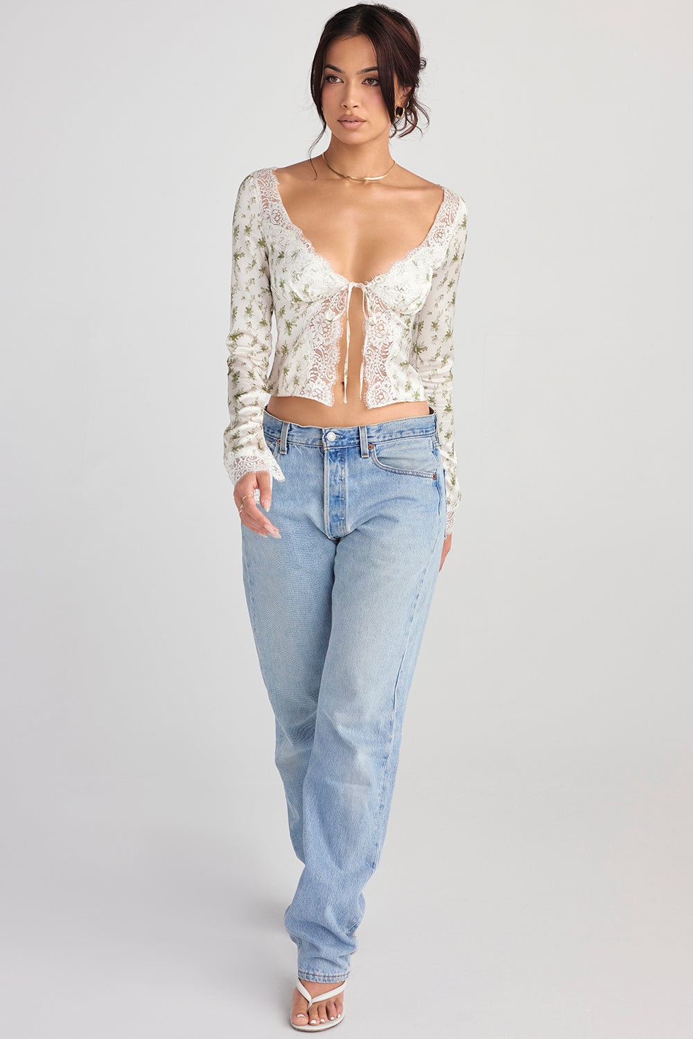 Top avec bordure en dentelle et mini-jupe à imprimé jardin