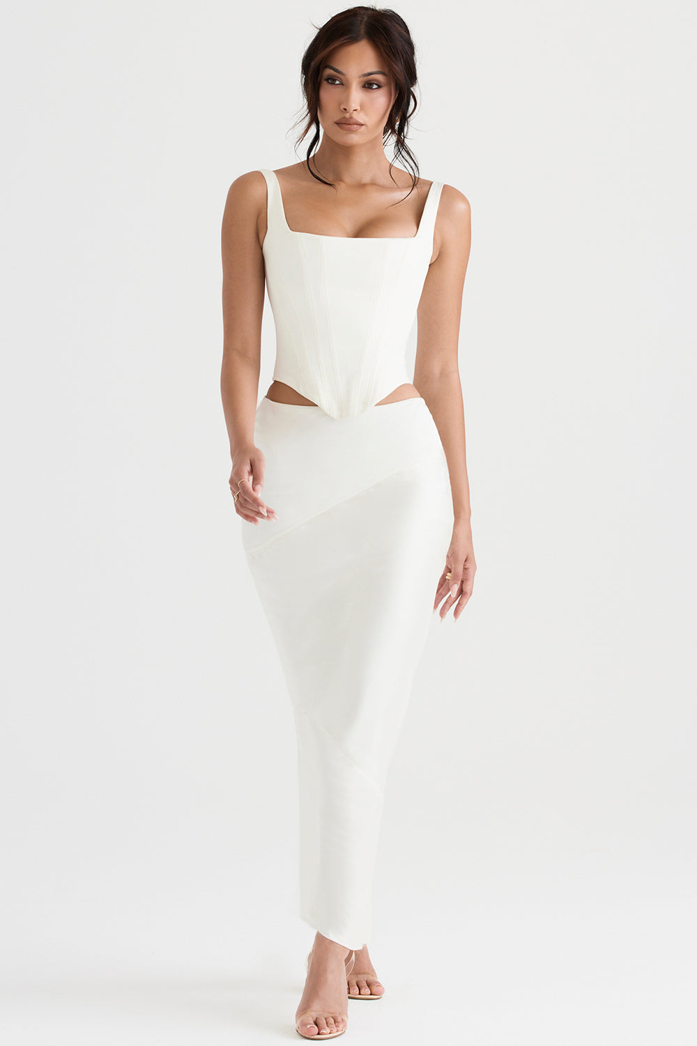 Long corset en satin ivoire avec jupe midi coupée en diagonale