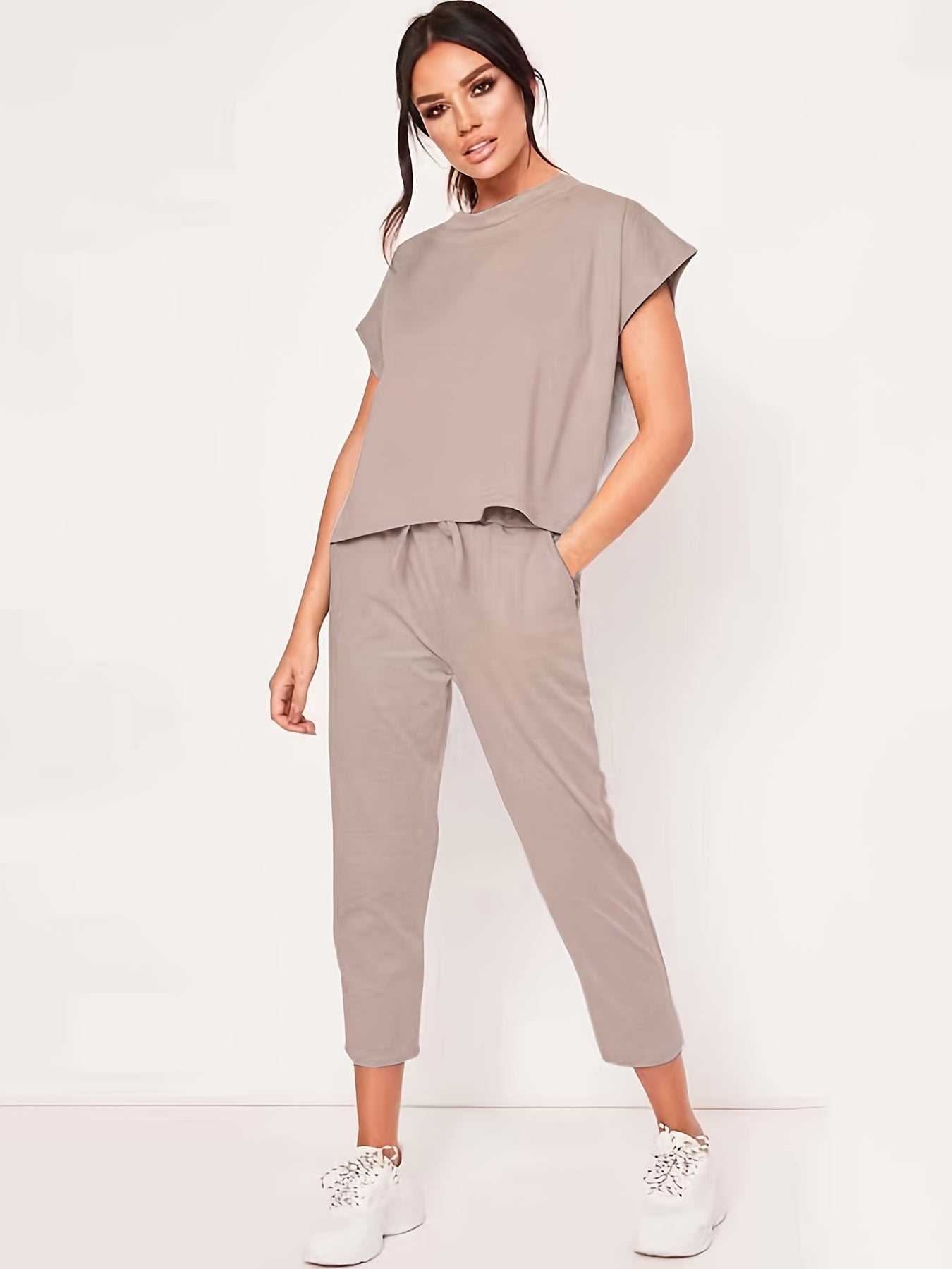 Haut et pantalon décontractés à manches courtes pour femmes