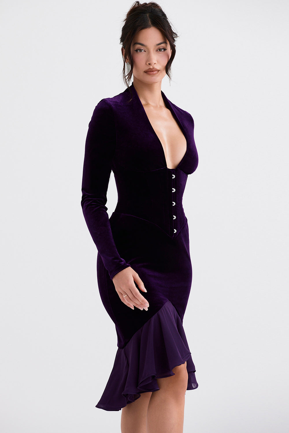 Robe corset en velours violet foncé