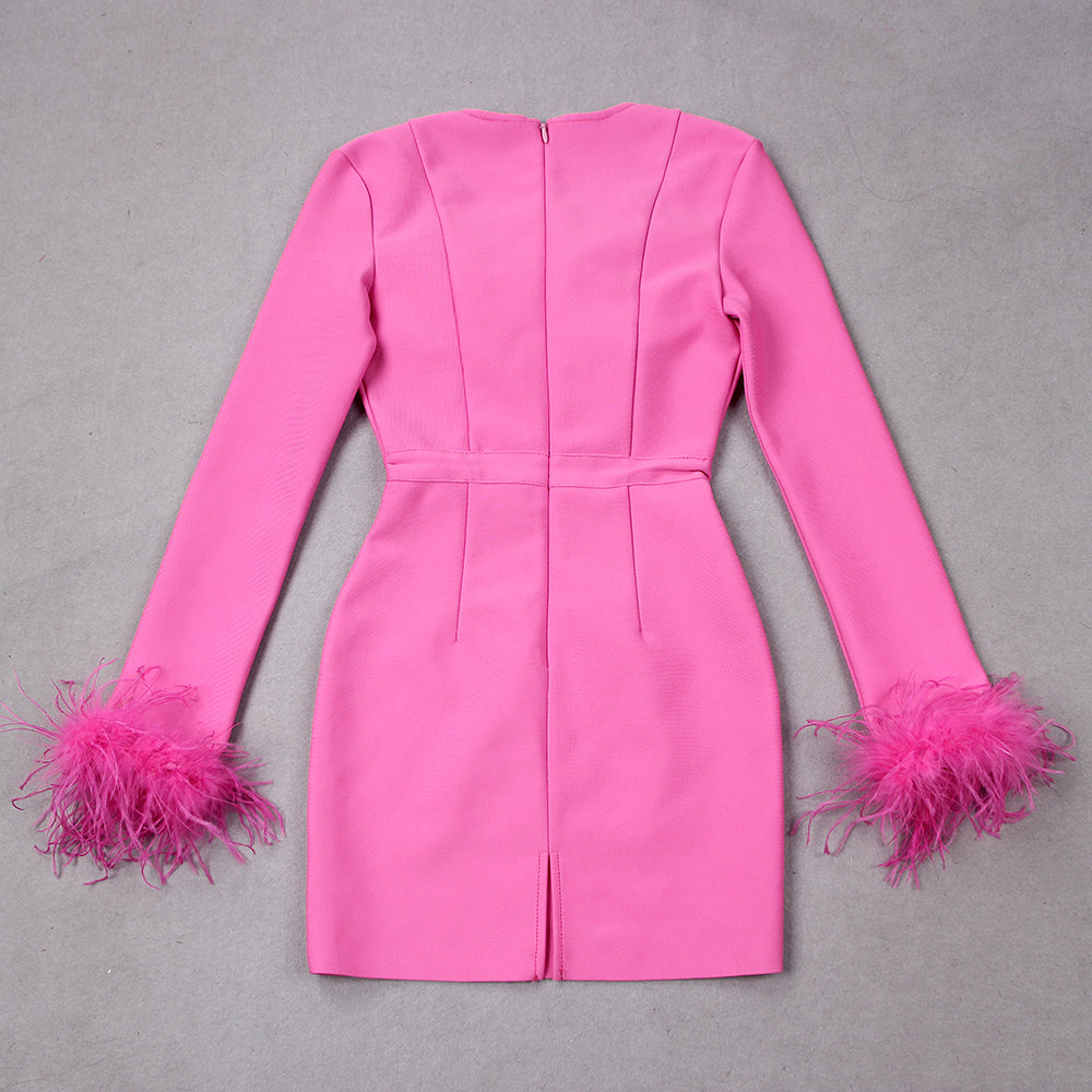 Robe à manches longues avec plumes