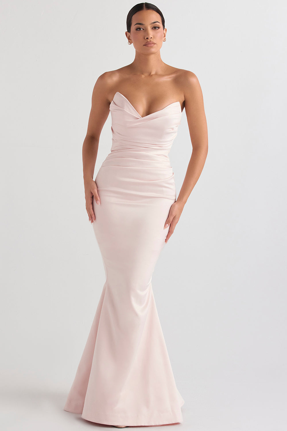 Robe bustier en satin champignon