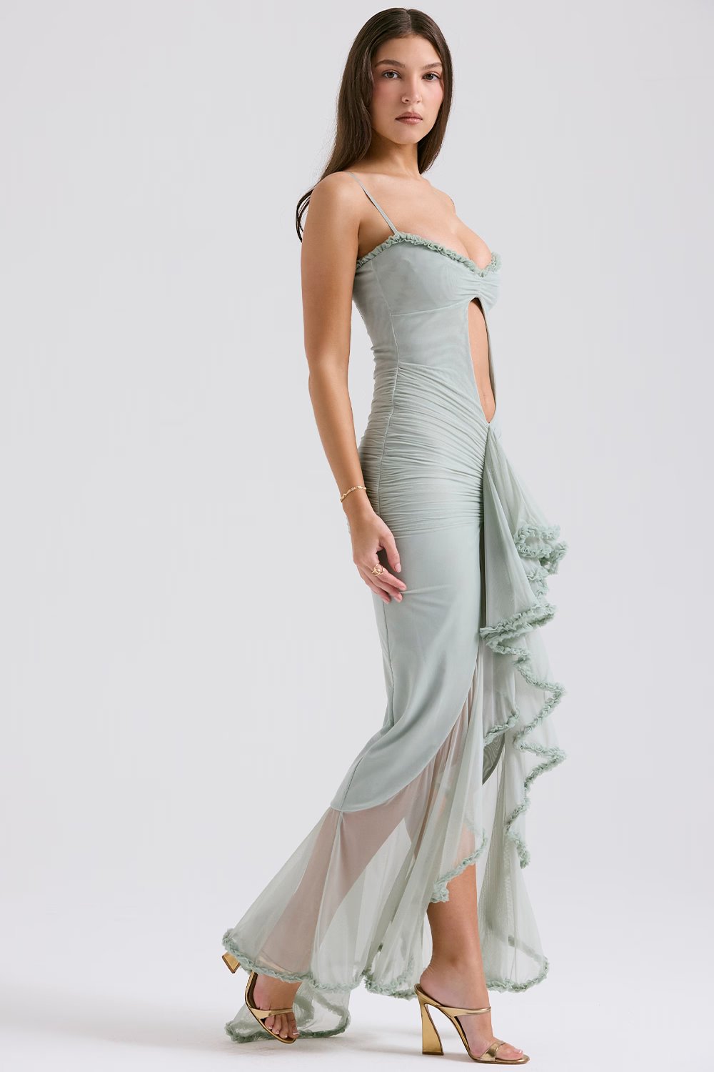 Robe couleur p?che douce ? volants