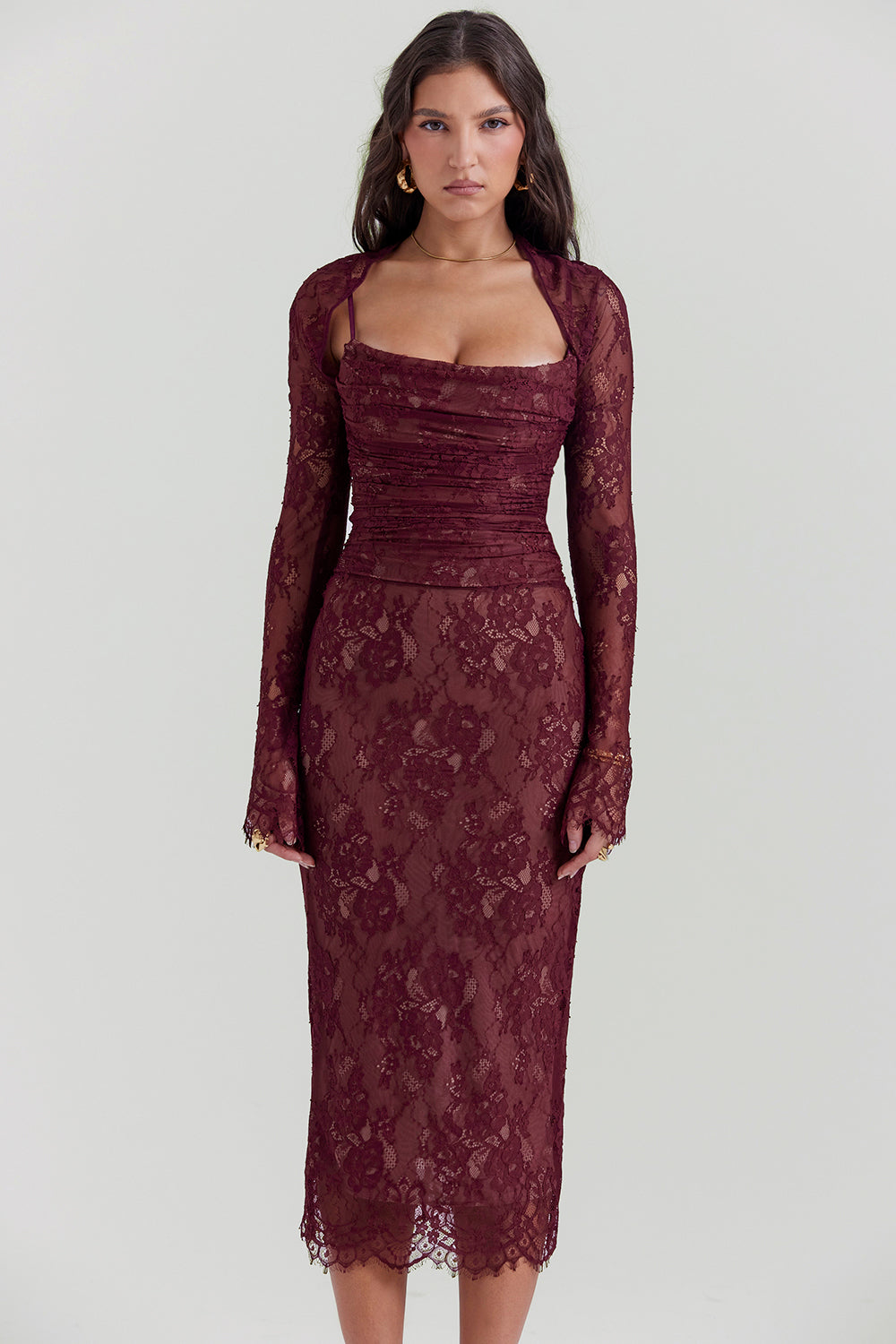 Robe midi en dentelle rouge bordeaux