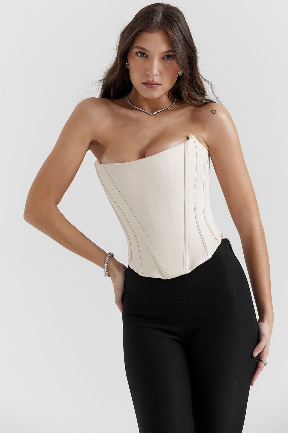 Corset avec dos en dentelle
