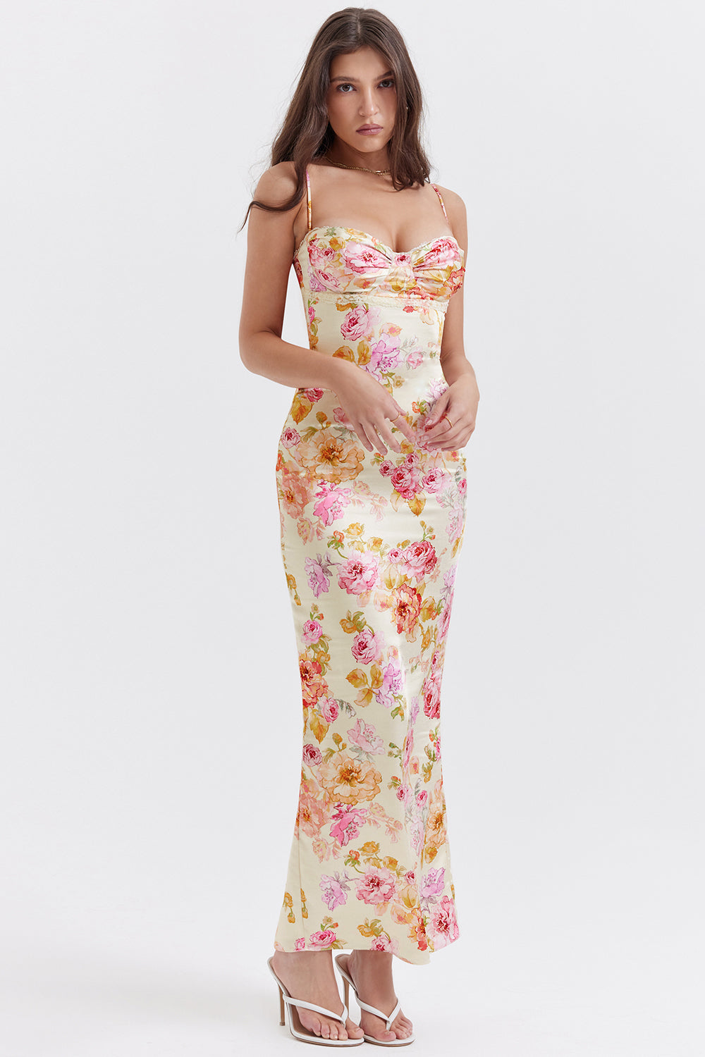 Robe longue ivoire à fleurs
