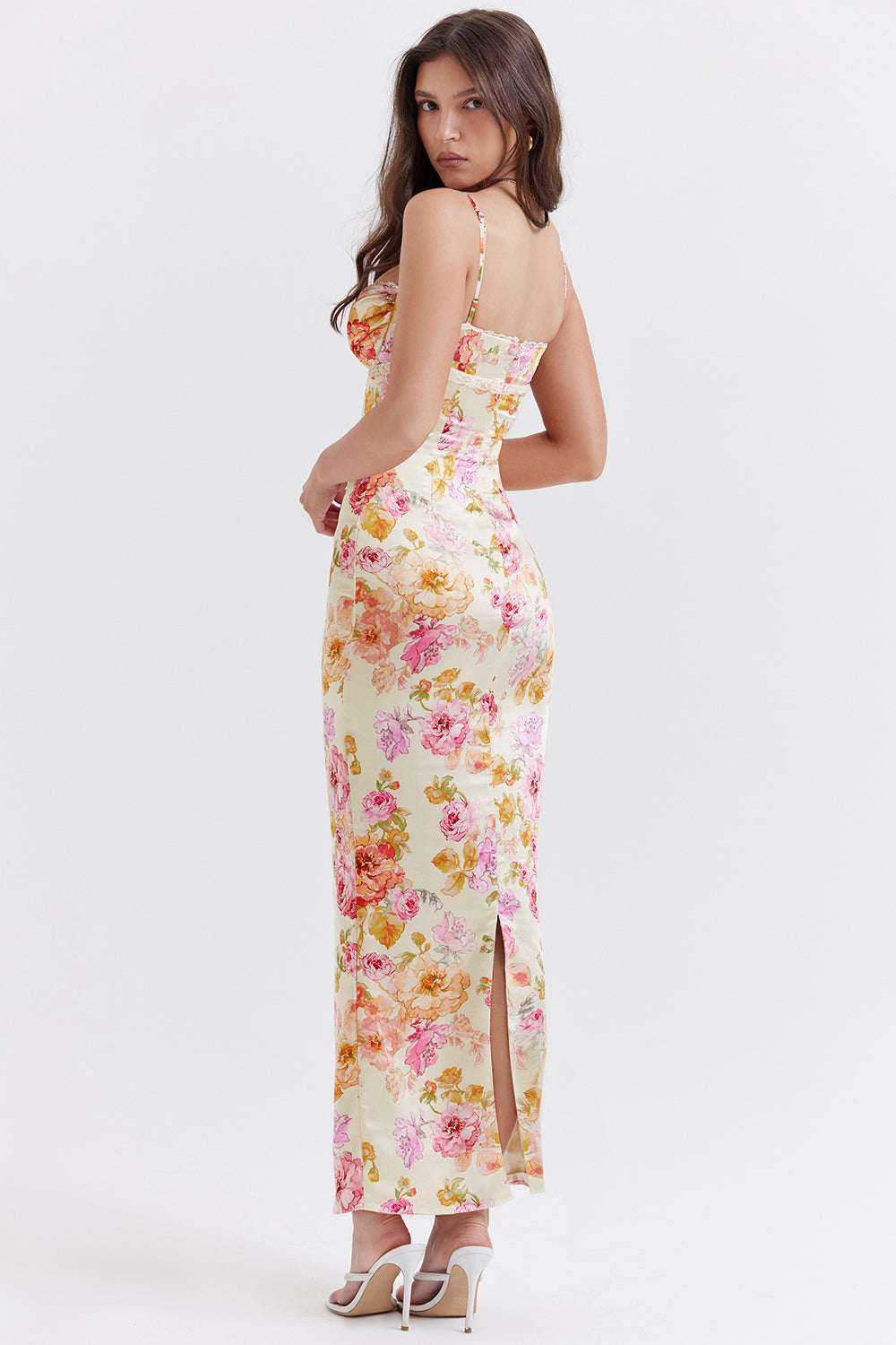 Robe longue ivoire à fleurs