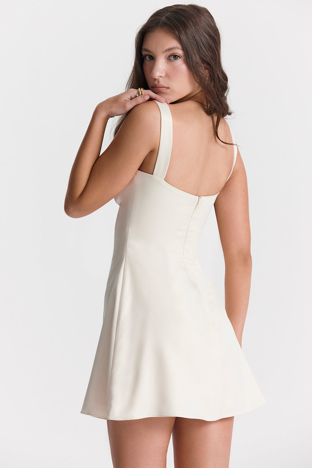 mini-robe couleur cràme vintage