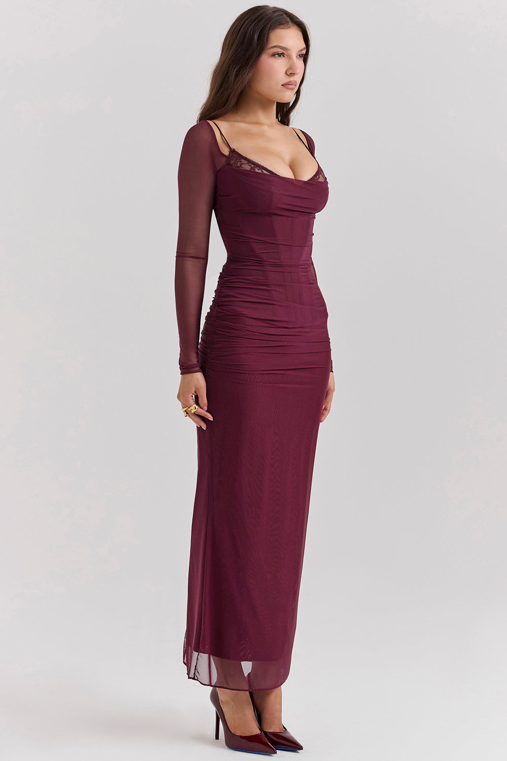 Robe longue rouge foncé à manches longues