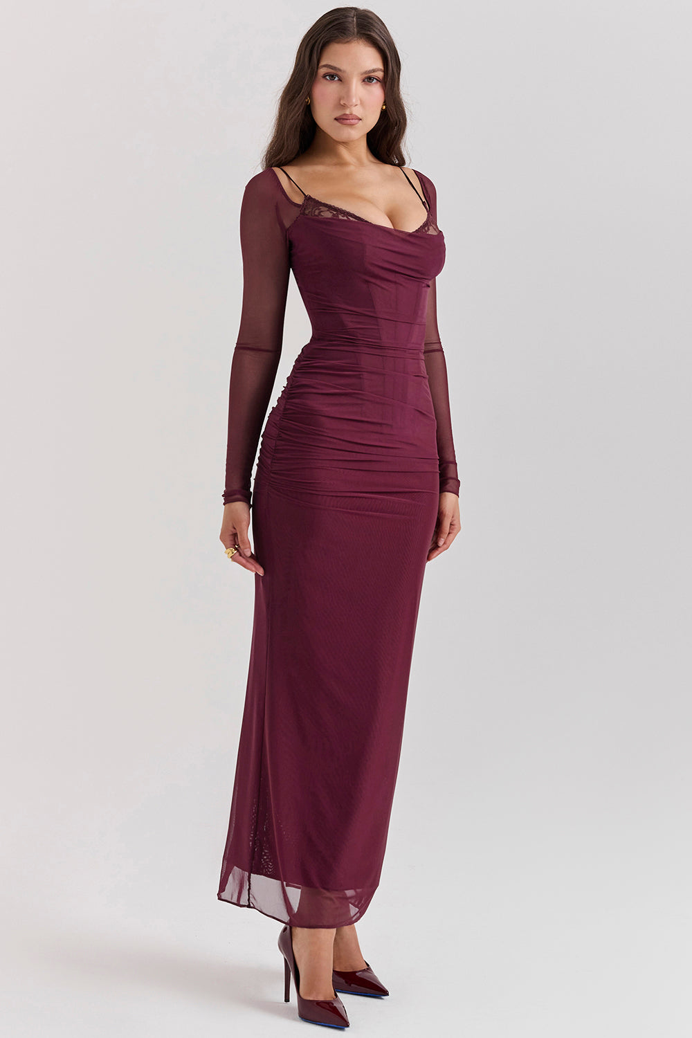 Robe longue rouge foncé à manches longues