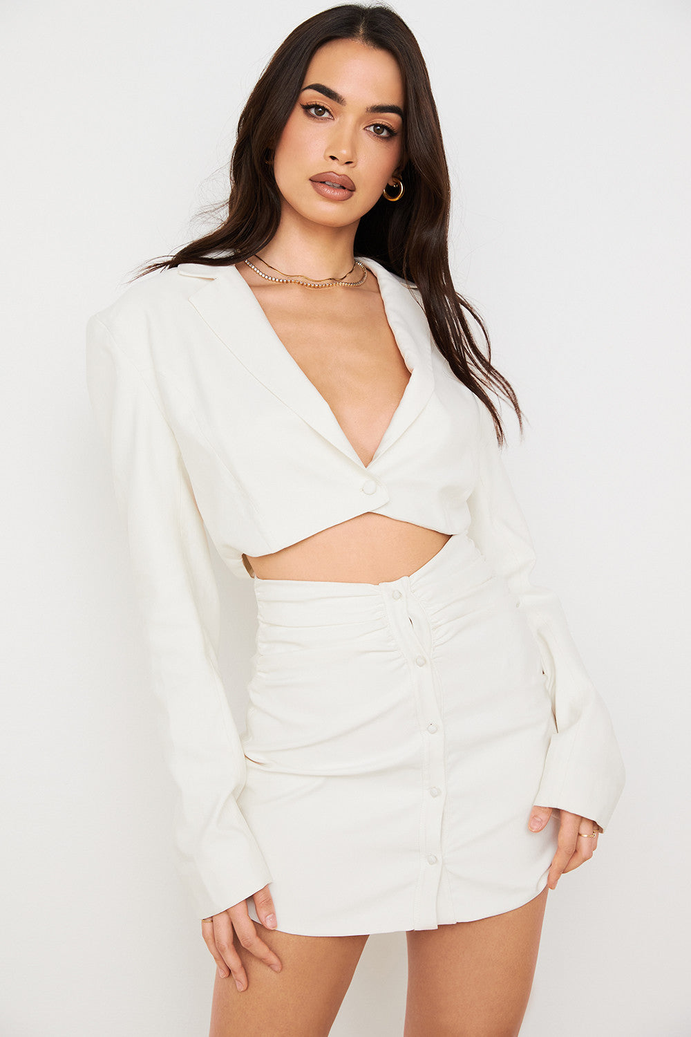 Robe chemise ivoire avec découpe