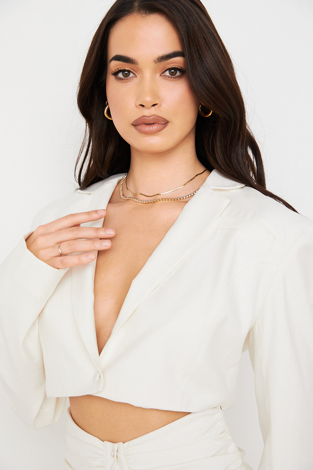 Robe chemise ivoire avec découpe