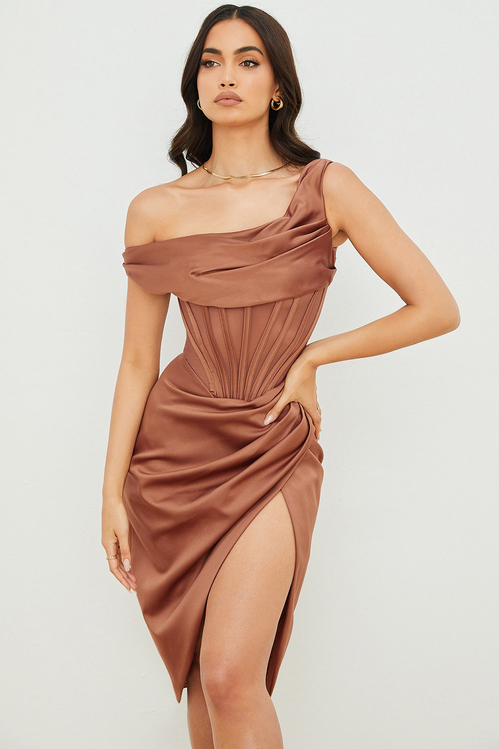 Robe corset midi asymétrique drapée
