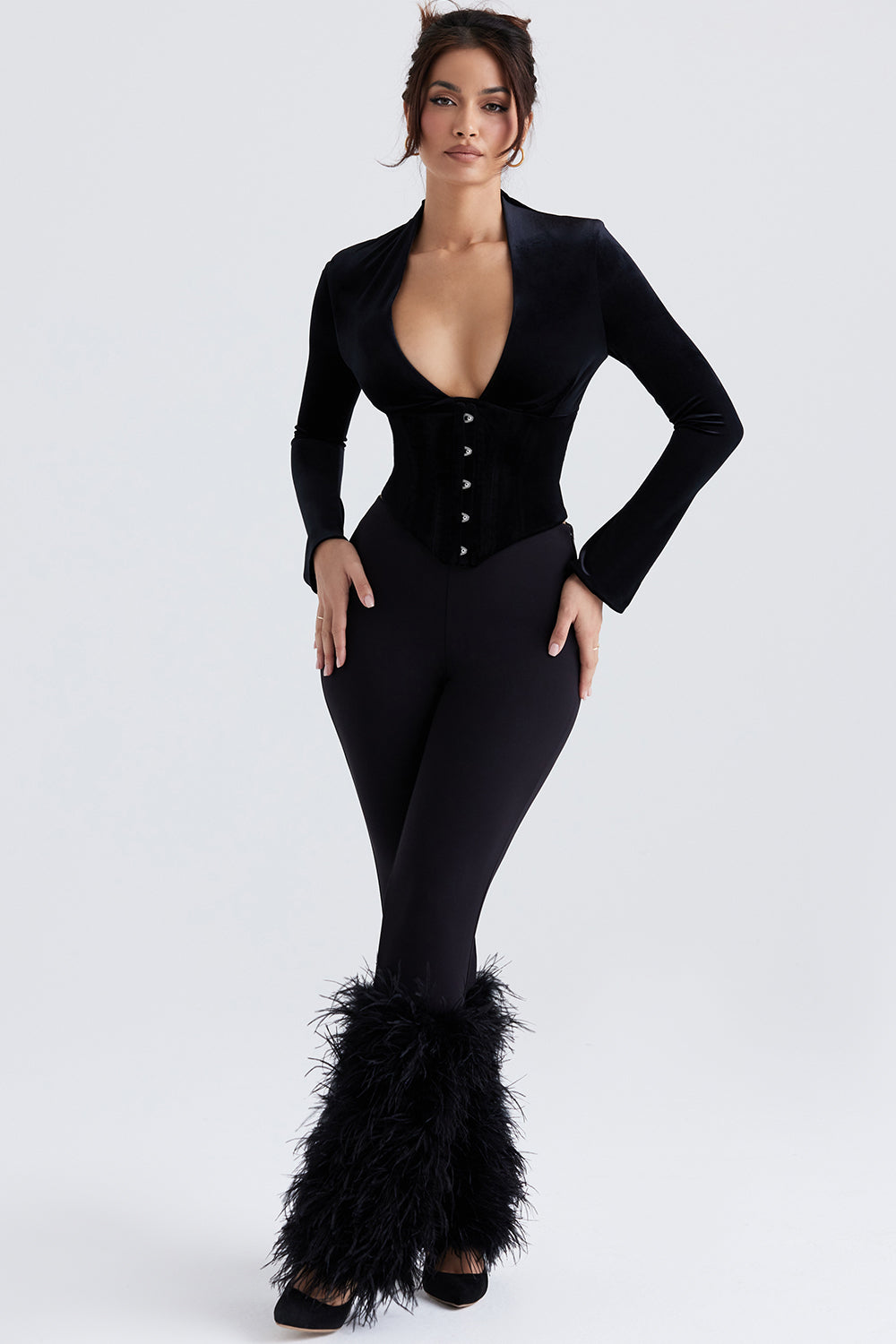 Corset en velours noir avec pantalon court