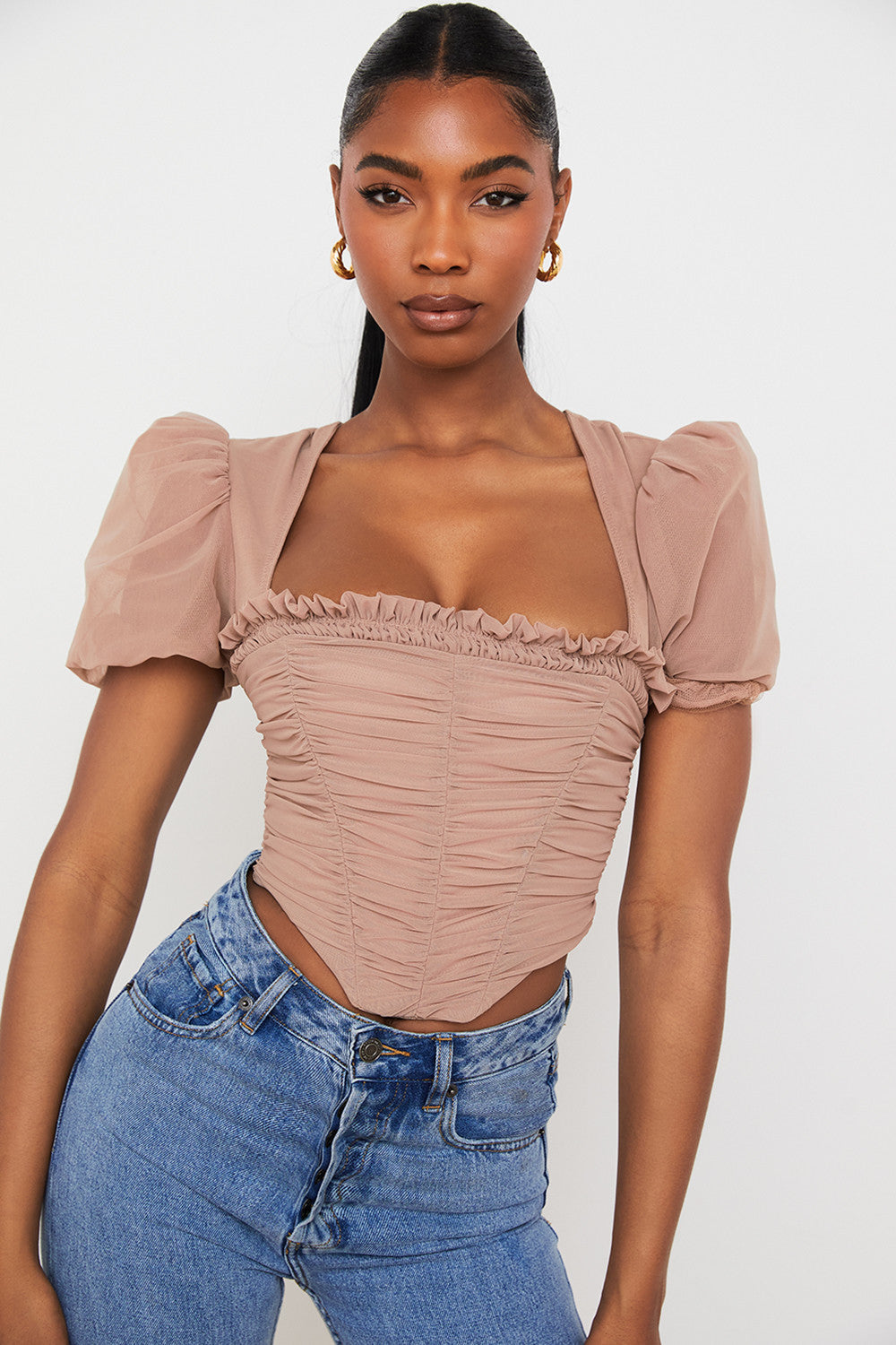 Corset en maille marron avec manches bouffantes et plis