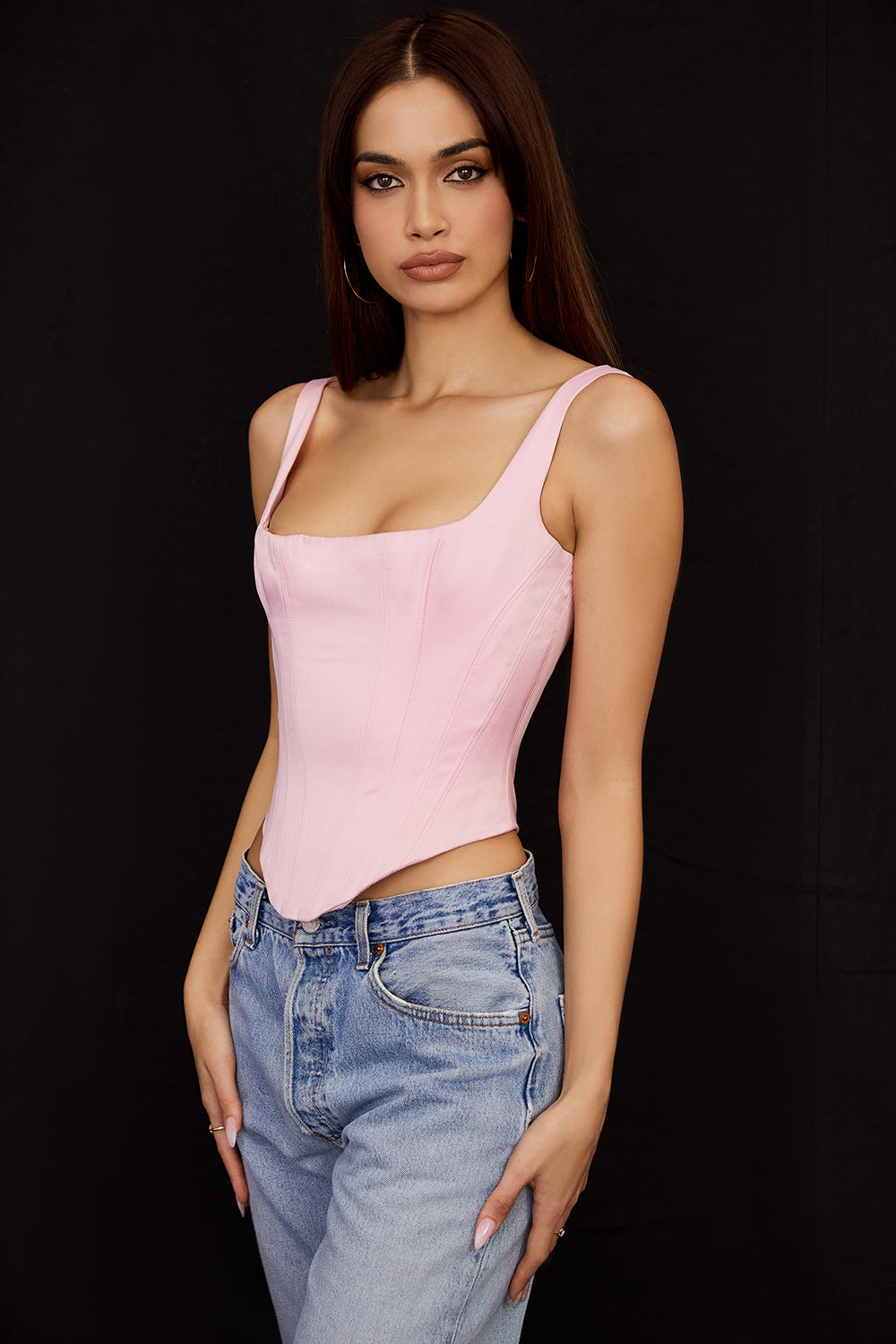 Corset long en satin rose fée