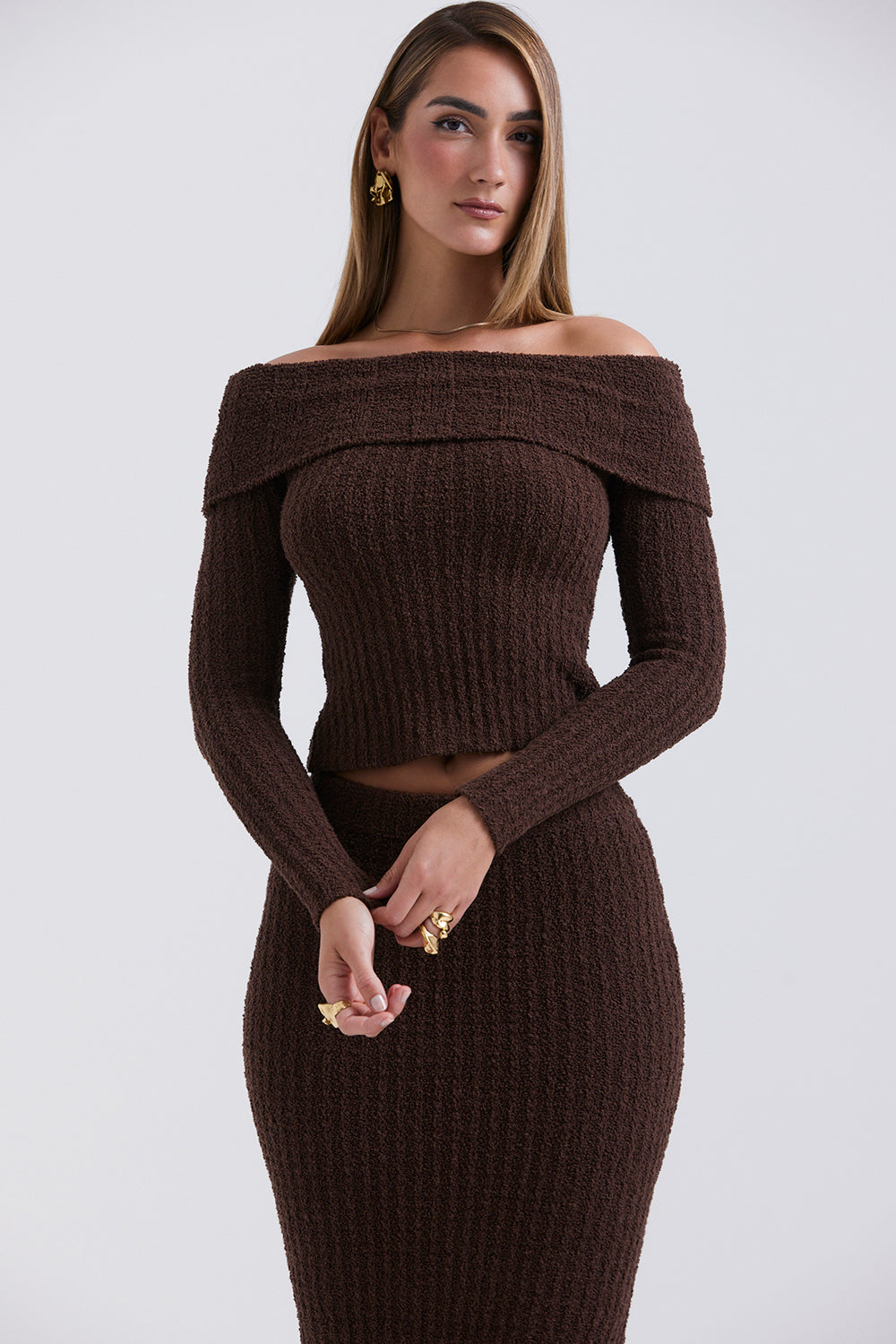 Haut en maille bouclée doux chocolat avec jupe longue en coton