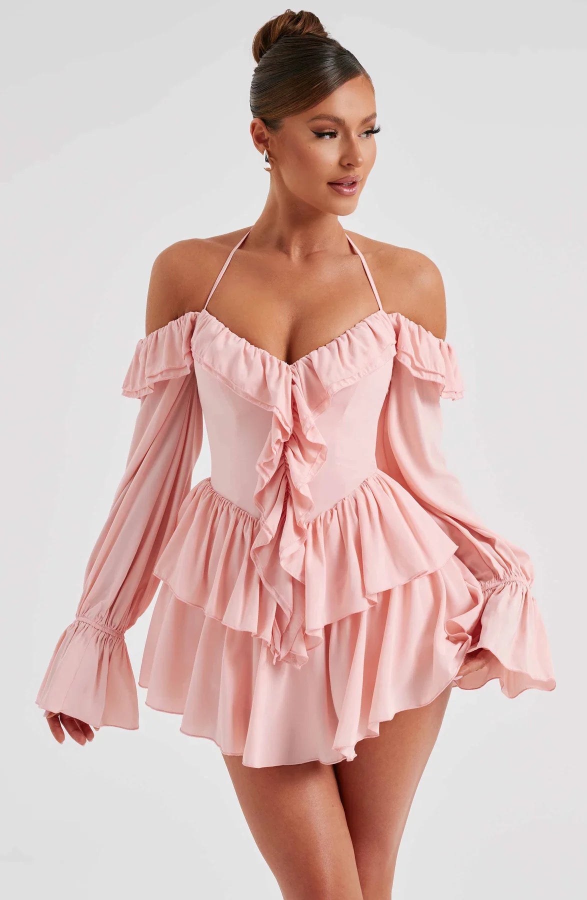 Mini-robe à volants
