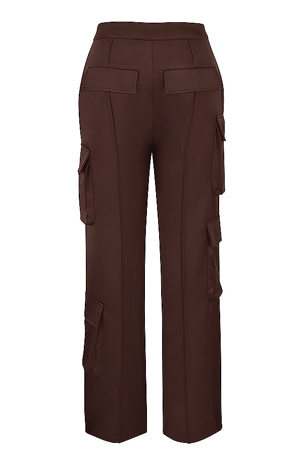 Corset long en satin chocolat avec pantalon cargo