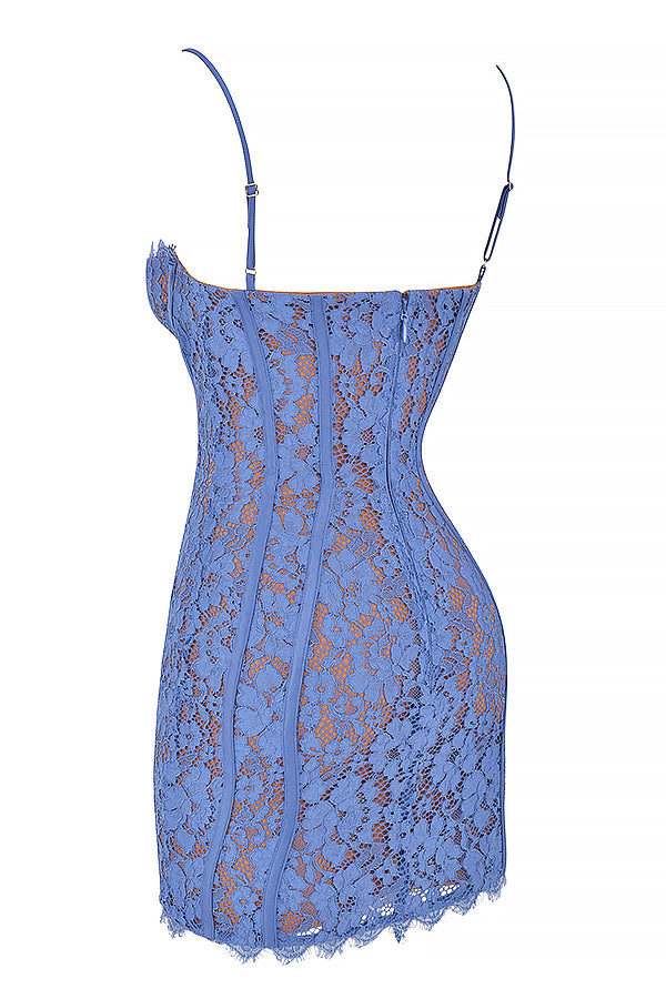 Mini-robe en dentelle lavande