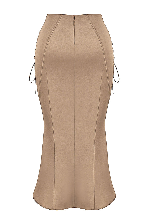 Corset en satin avec jupe midi à lacets