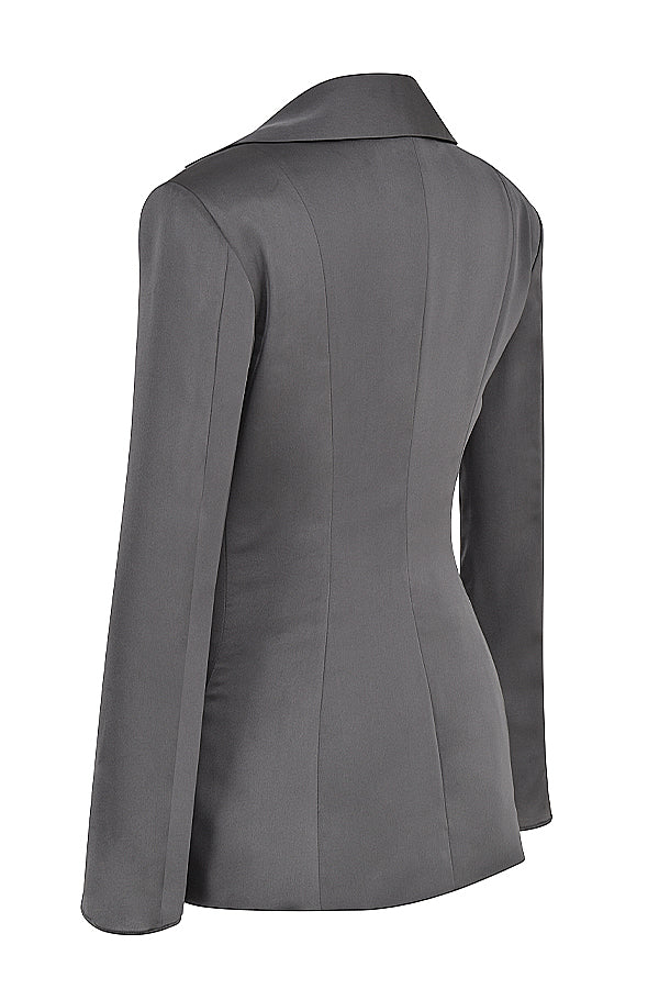 Haut ombré avec lien sur le devant pour une mini-jupe trapàze en satin