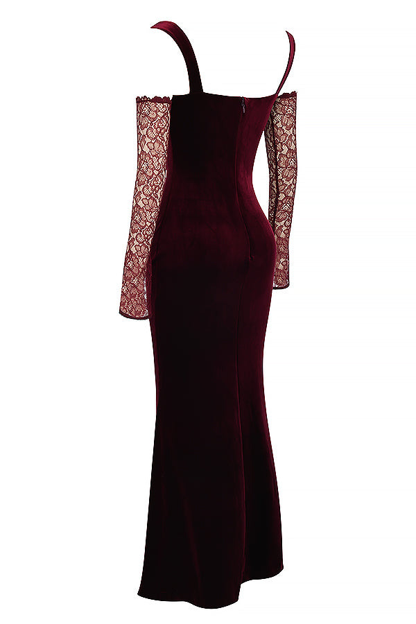 Robe longue en velours cerise noir