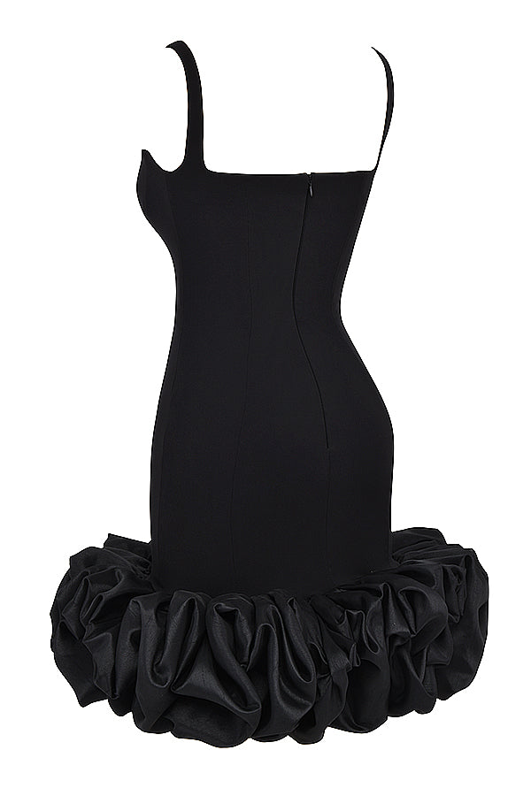 Robe avec volants dans le bas