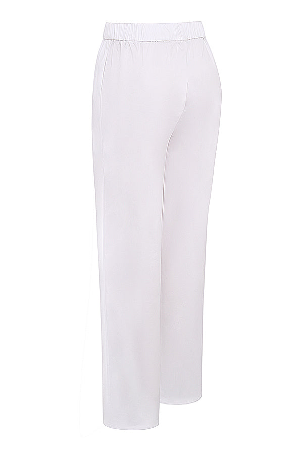 Chemise oversize blanche avec pantalon coupe décontractée