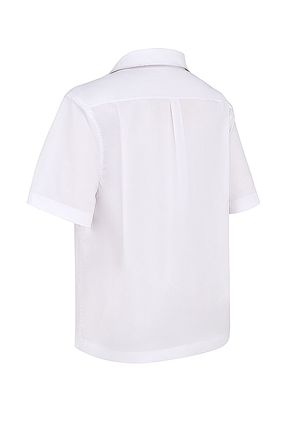 Chemise oversize blanche avec pantalon coupe décontractée