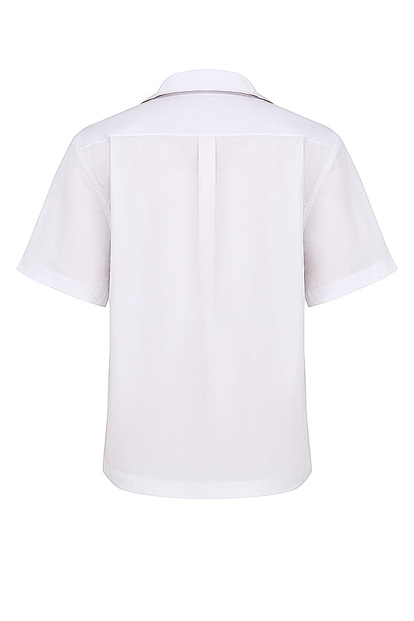 Chemise oversize blanche avec pantalon coupe décontractée