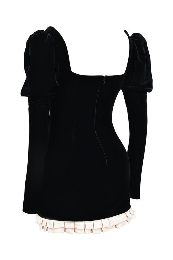 Mini-robe noire et cràme vintage