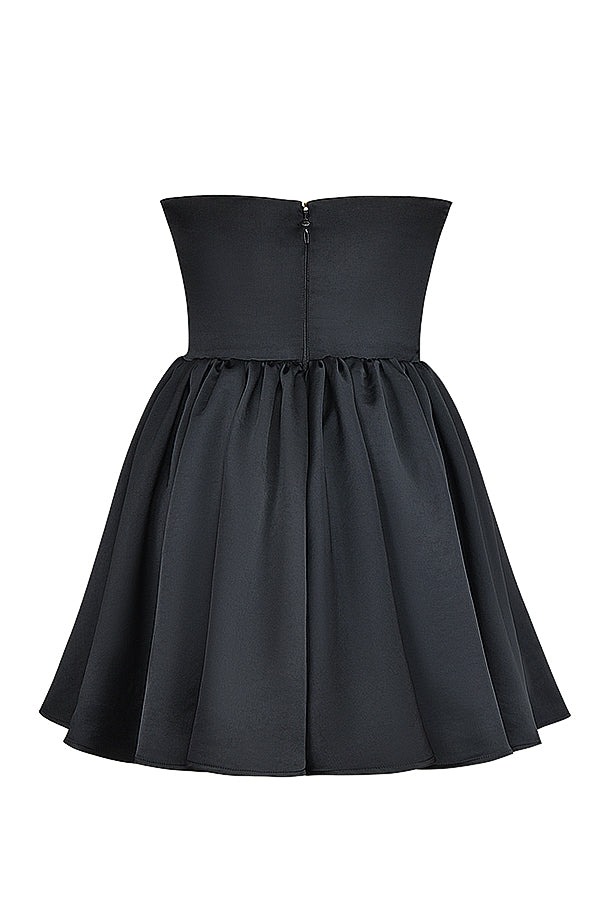 Mini-robe bustier noire en dentelle et satin