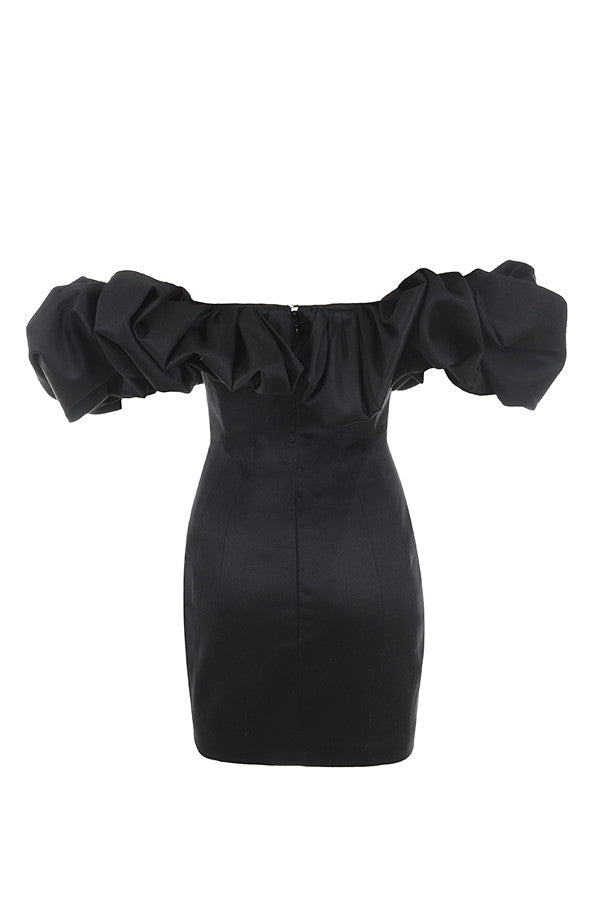 Robe bustier en satin à volants