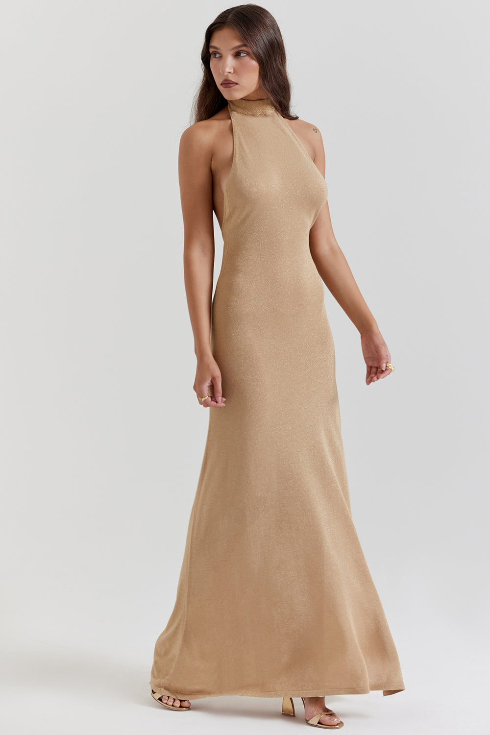 Robe longue en maille dorée