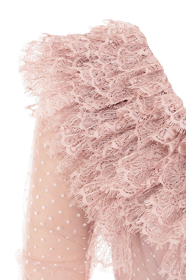 Mini-robe rougissante à volants en dentelle