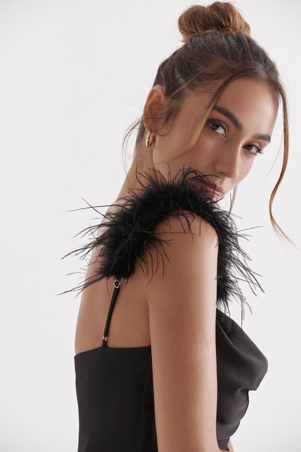 Robe longue en satin noir