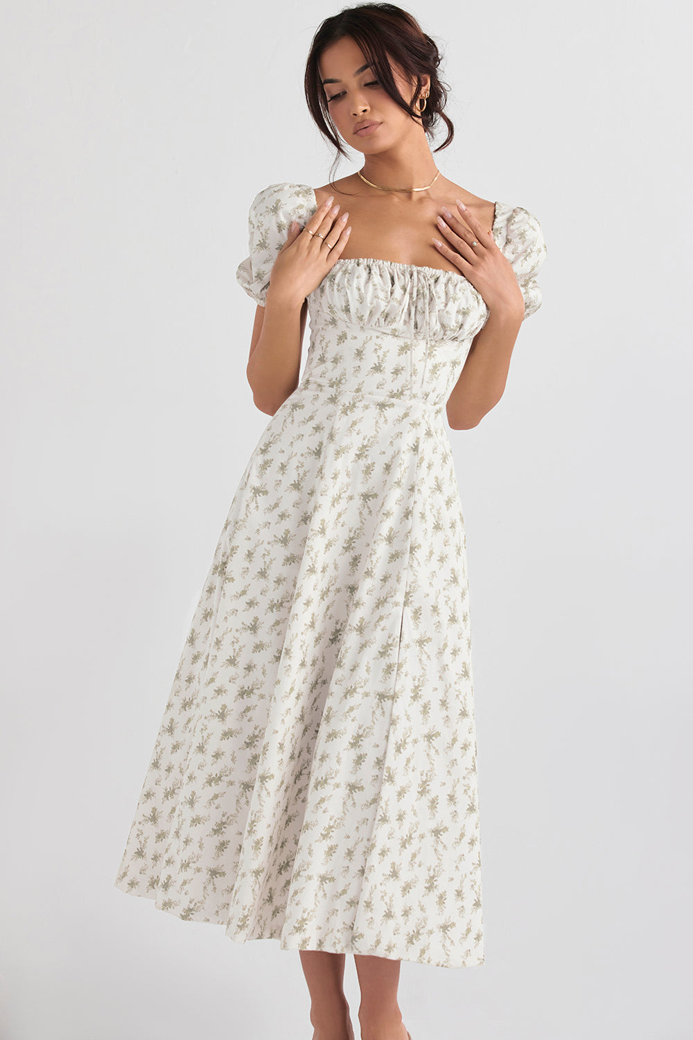 Robe d'été midi à manches bouffantes fleuries