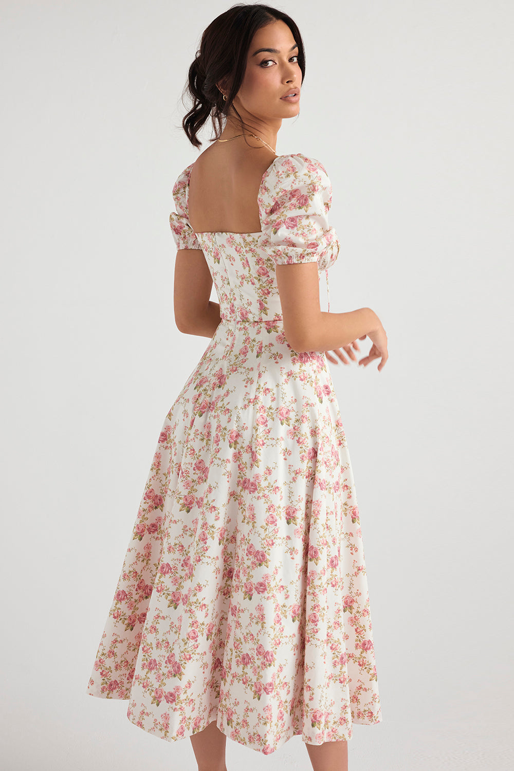 Robe d'été midi à manches bouffantes fleuries