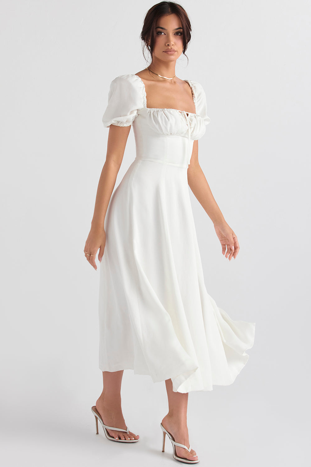 Robe d'été midi à manches bouffantes