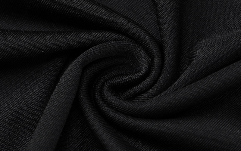 Robe fourreau rose noir avec col licou, col en V, lacets et gants