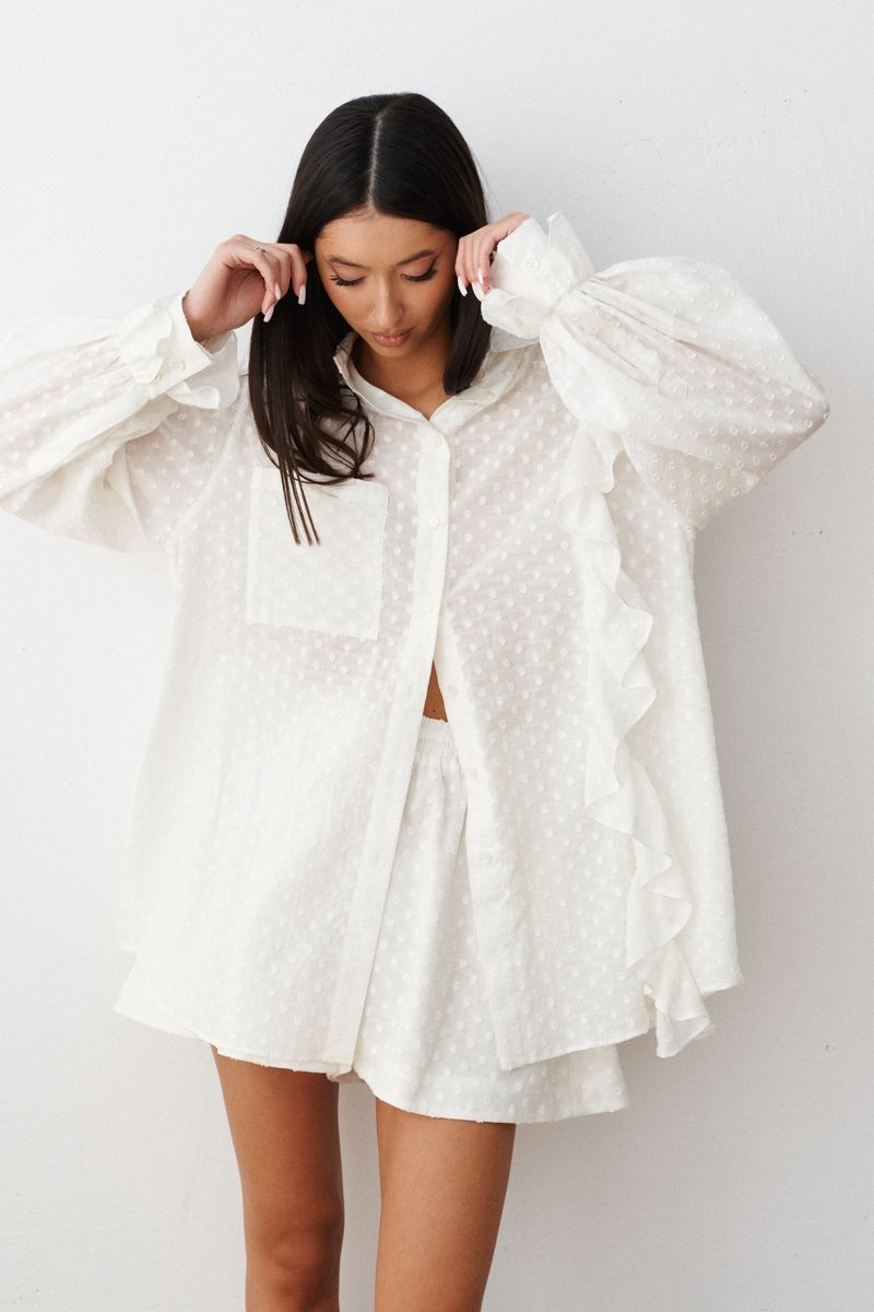 Chemise et short blancs en coton jacquard