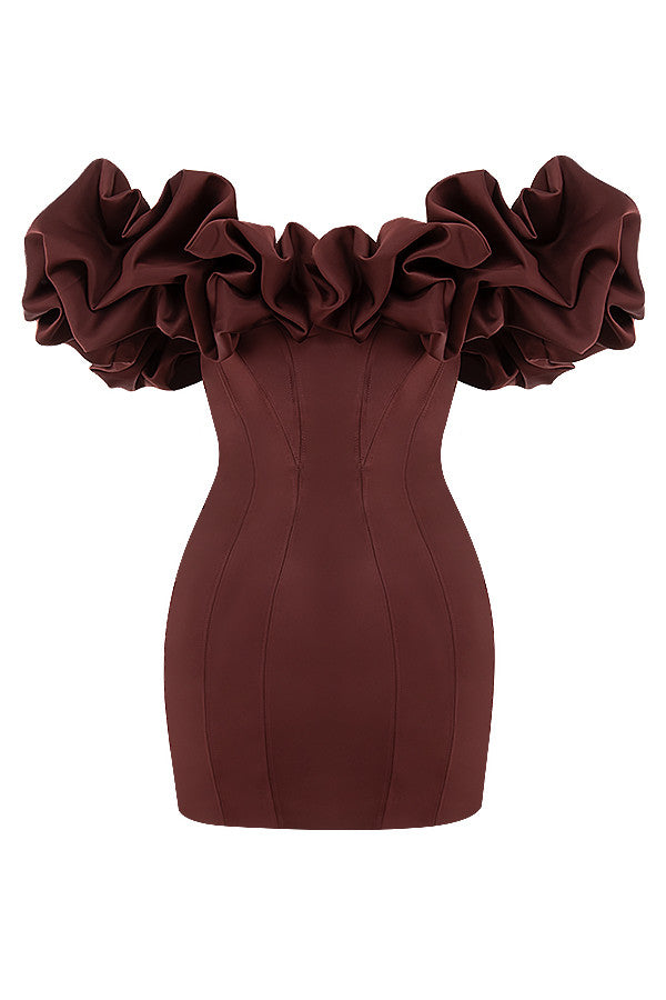 Robe bustier en satin à volants