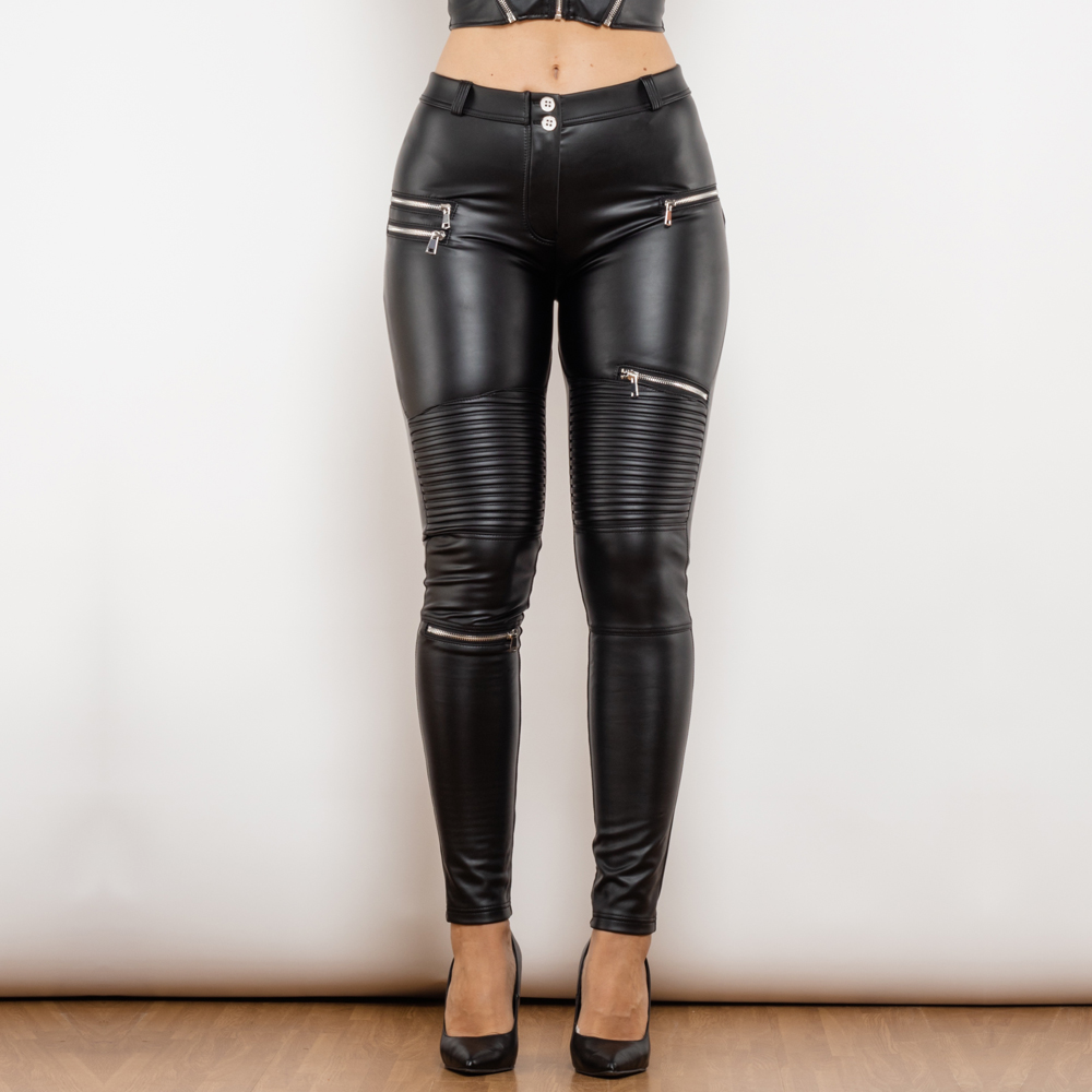 Pantalon moulant en cuir noir