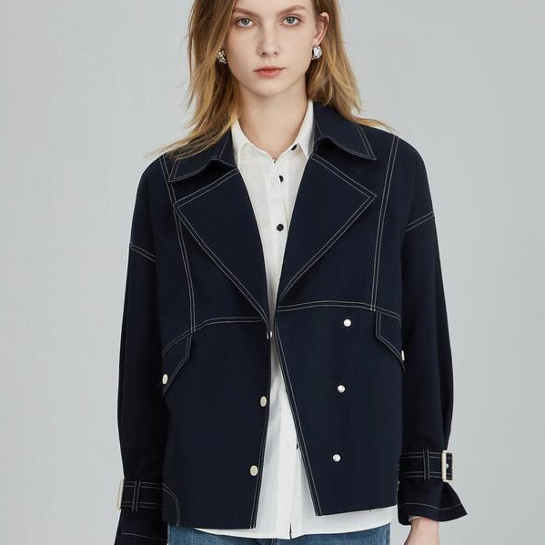 Veste légàre bleu marine pour femme
