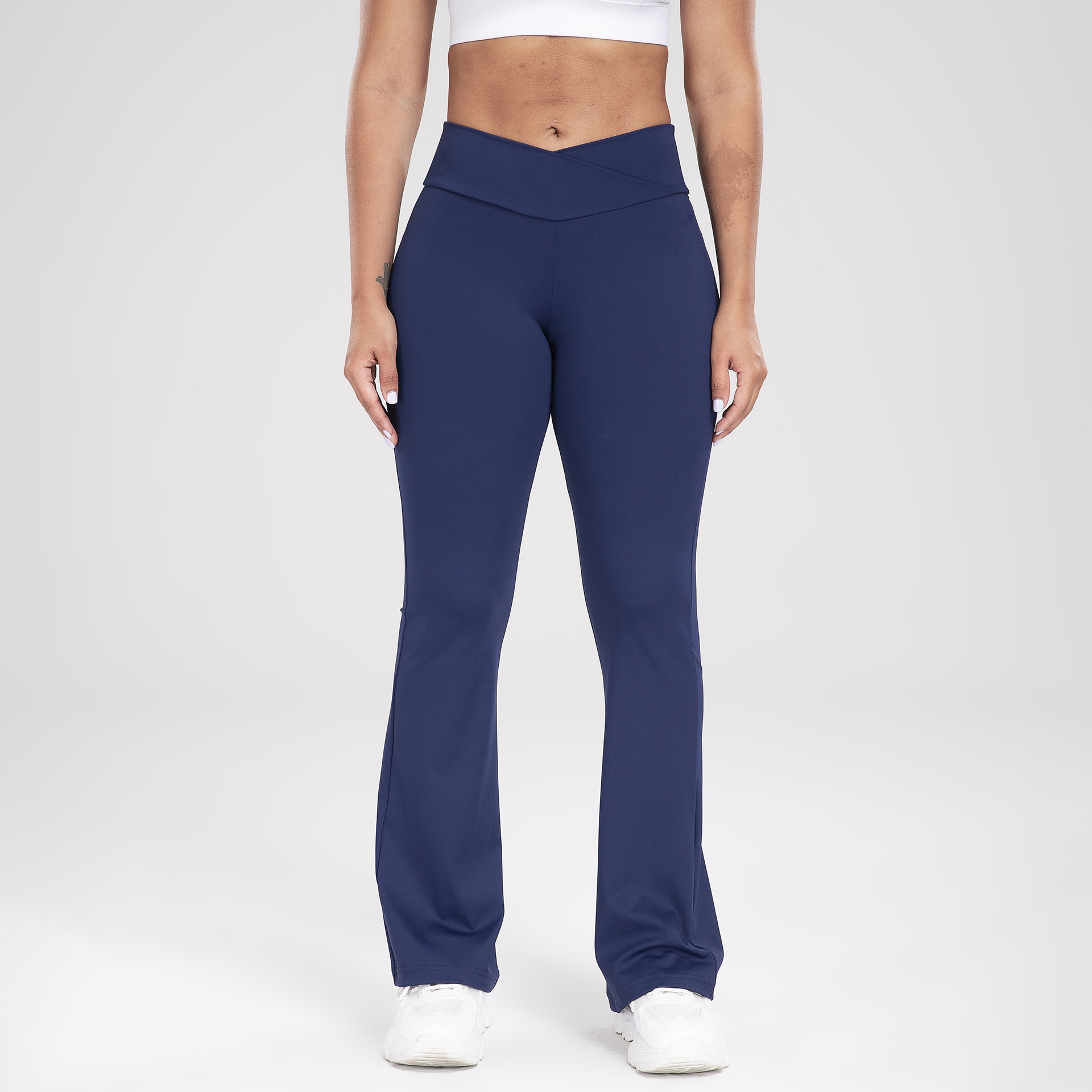 Pantalon de sport bootcut avec large ceinture