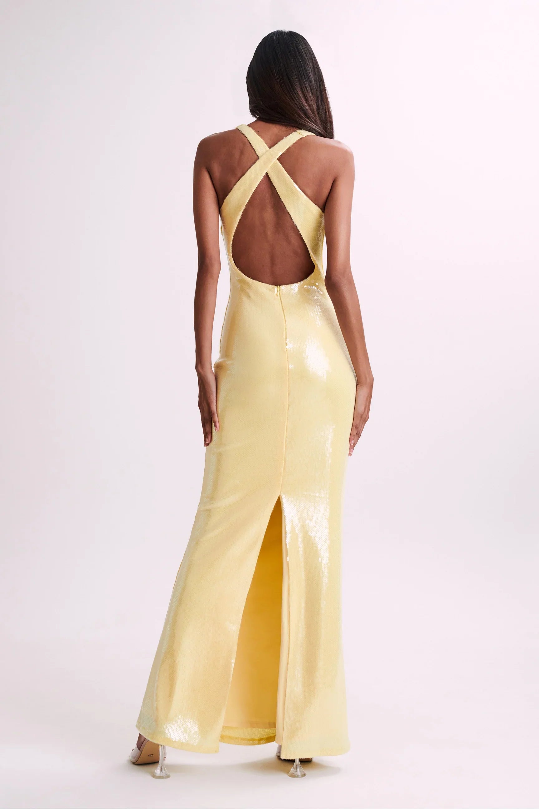 Robe longue ? sequins avec symbole de roses