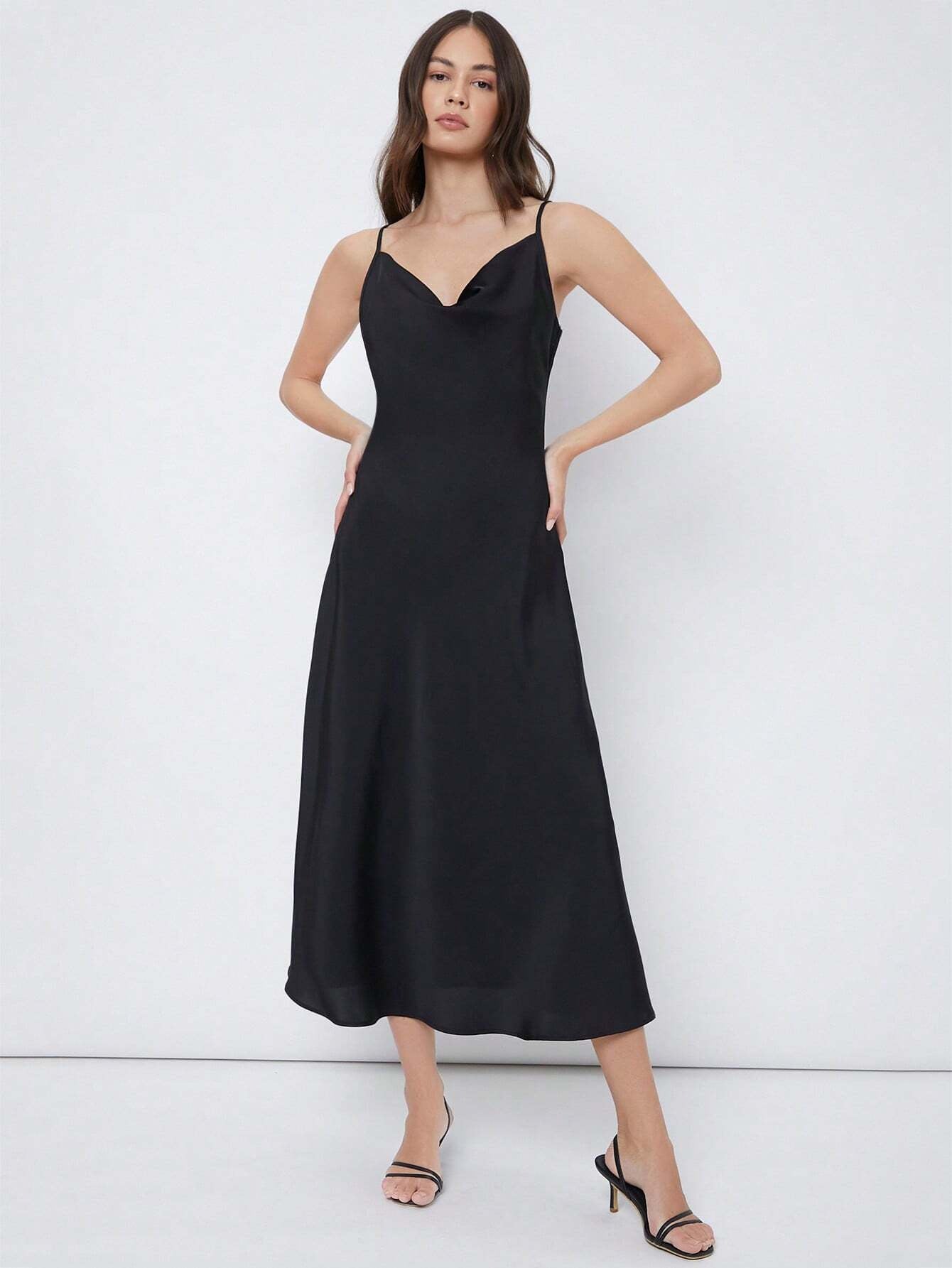 Robe longue décontractée en satin