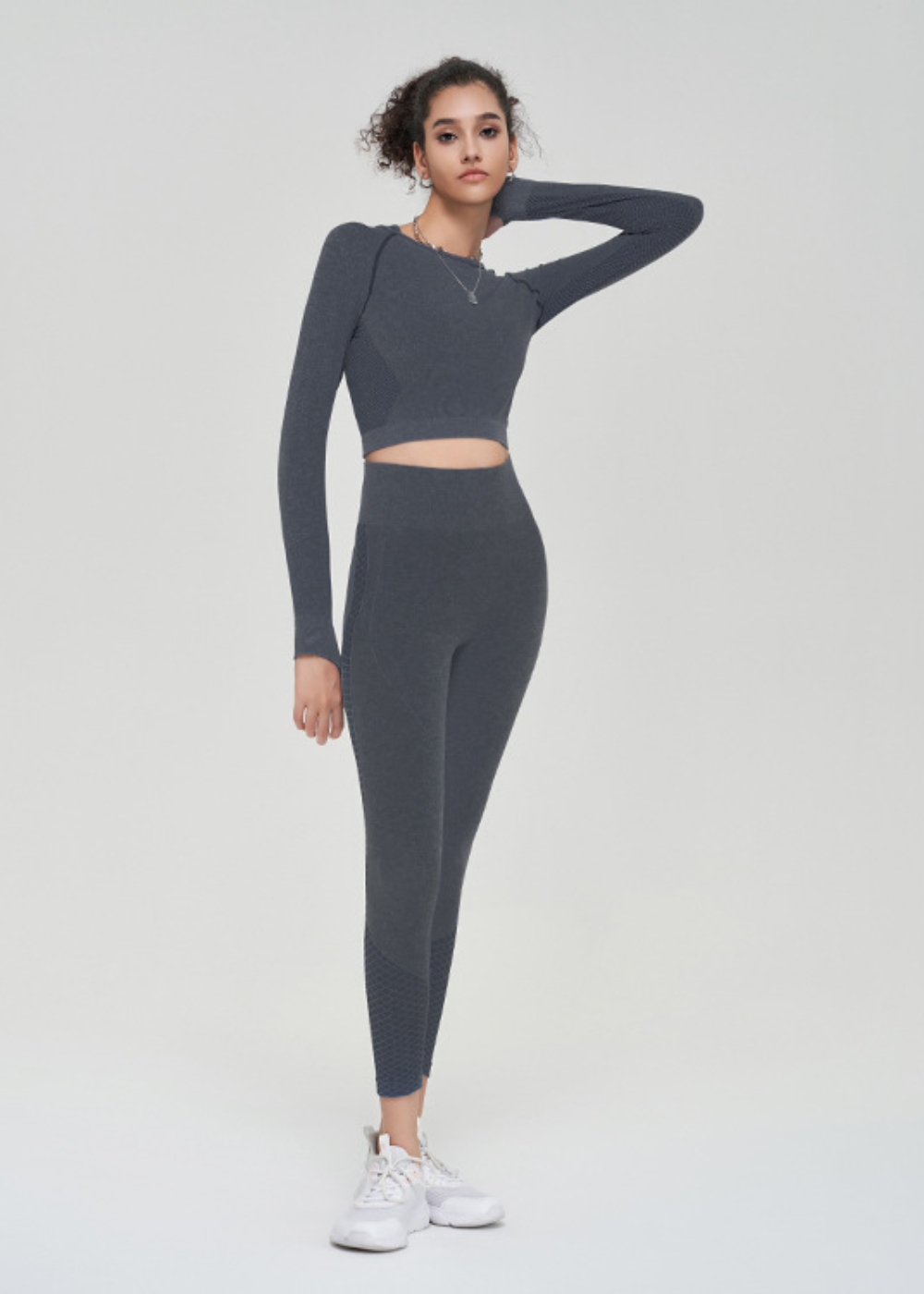 Haut et pantalon sans couture à manches longues